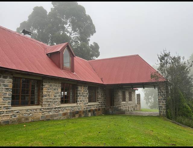 2 BEDROOM LODGE TO LET IN DARGLE